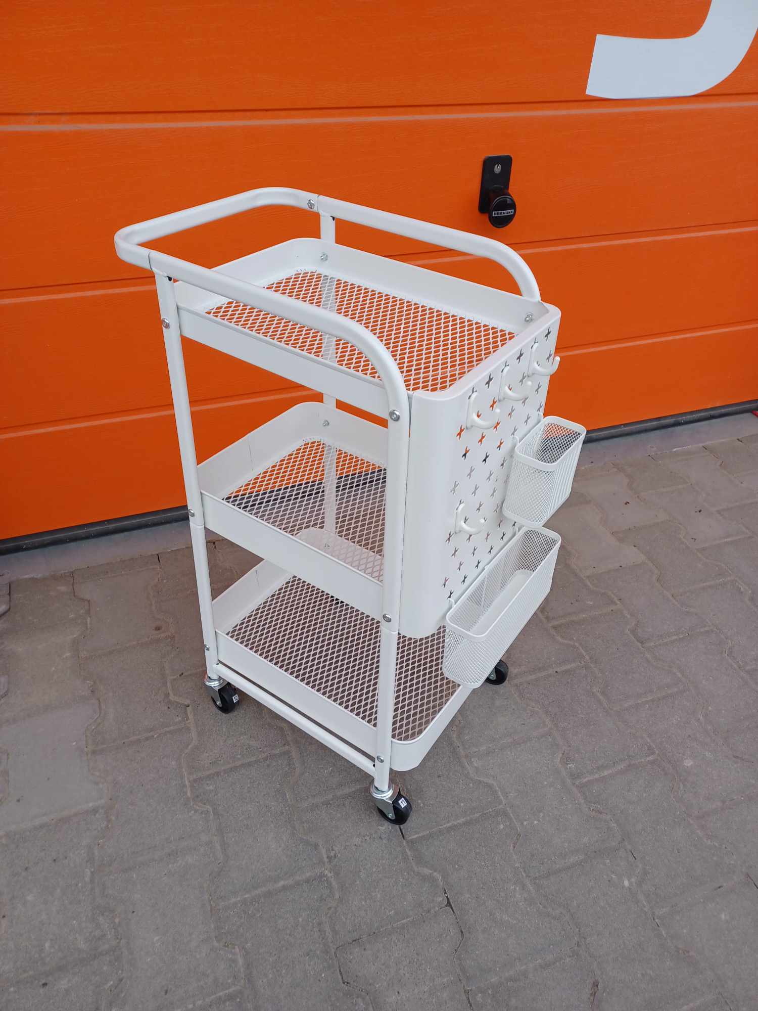 8fce071d-929a-4922-b6f4-e90a25532948